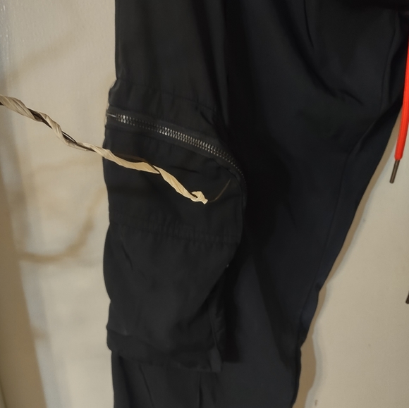 Men Black and light blue boohoo Cargo pants available. expandable Size 34-38 - Picture 9 of 10